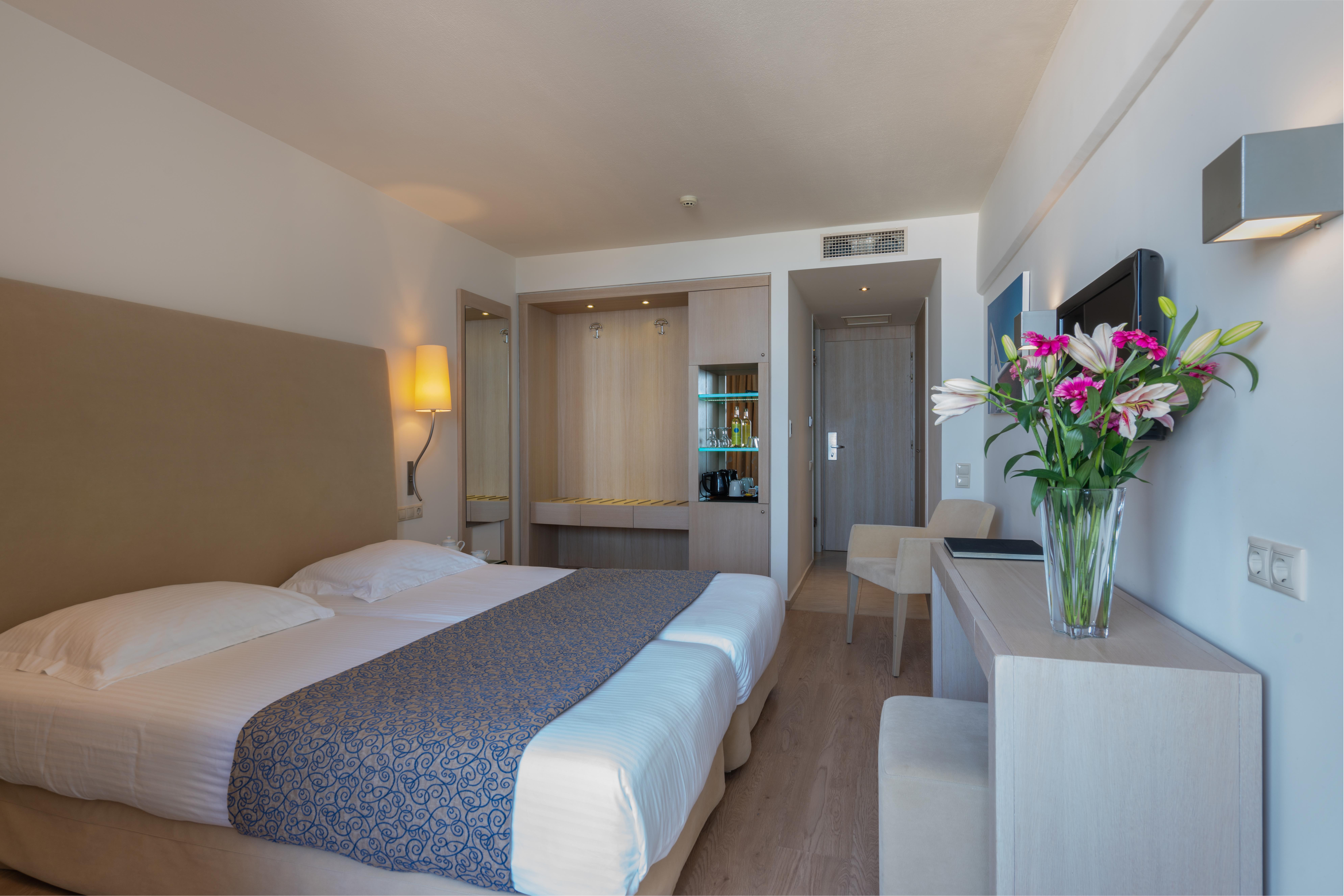 Kriti Beach Hotel Resmo Dış mekan fotoğraf